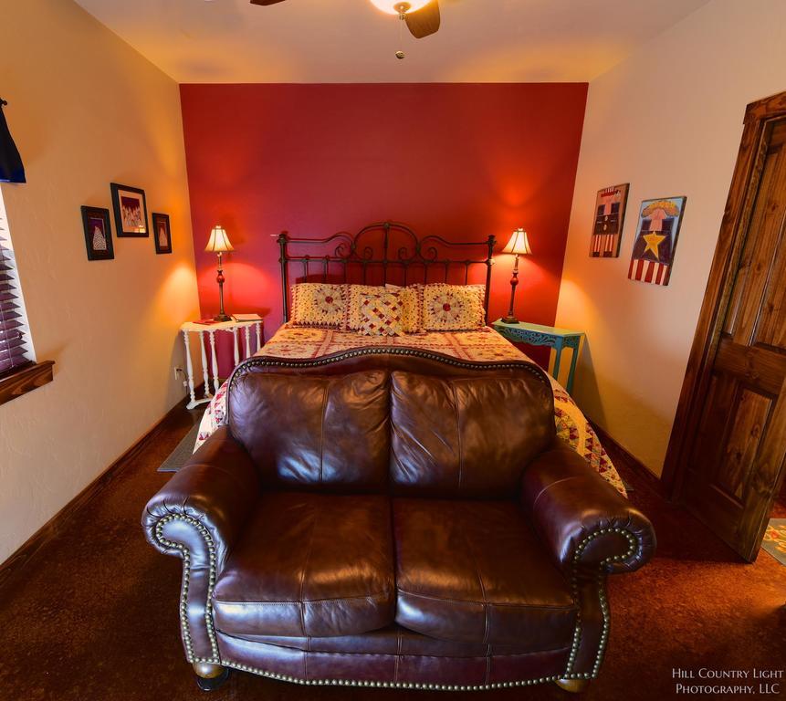 Lazy T Bed And Breakfast Fredericksburg Exterior foto